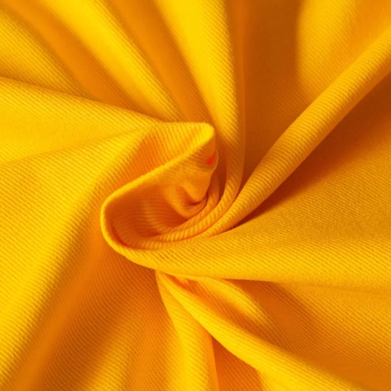 Tecido-Sarja-Peletizada-Amarelo-Ouro-Liso-2